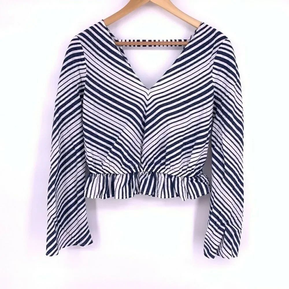 Express XS Deep V Neck Ruffle Hem Cropped Blouse